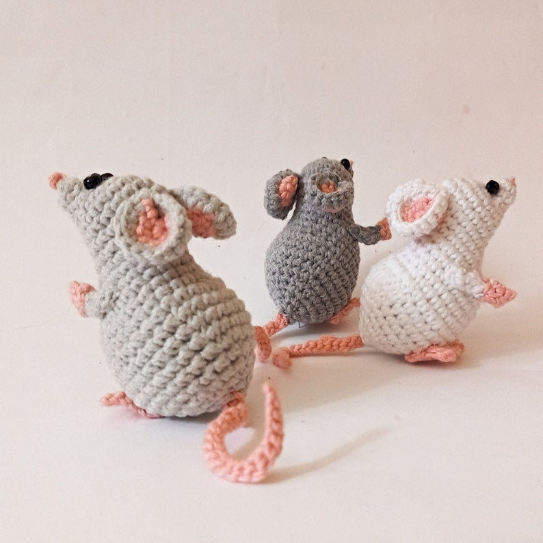 Small Mouse - Crochet Pattern