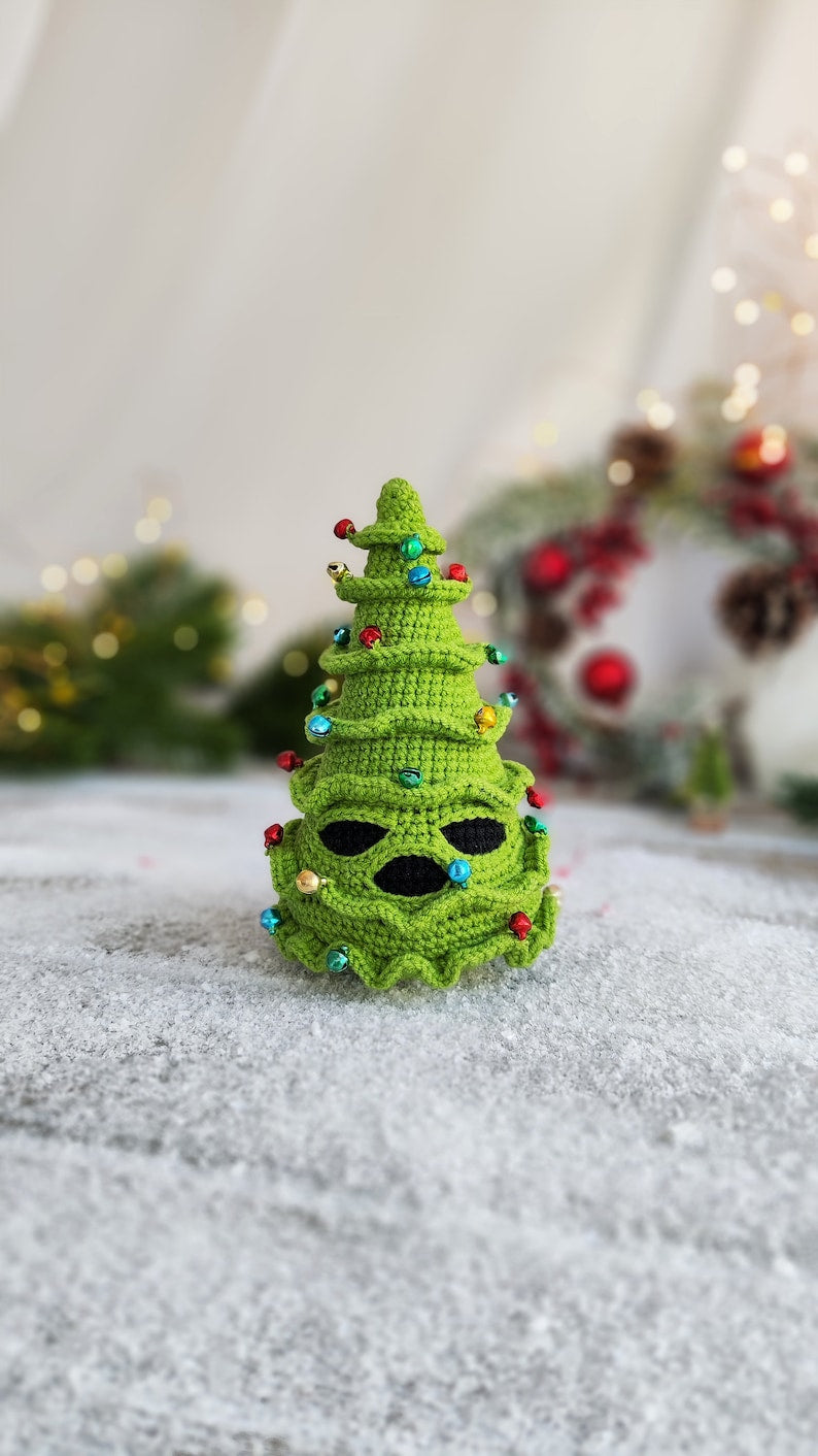 Creepy Christmas Tree - Crochet Pattern
