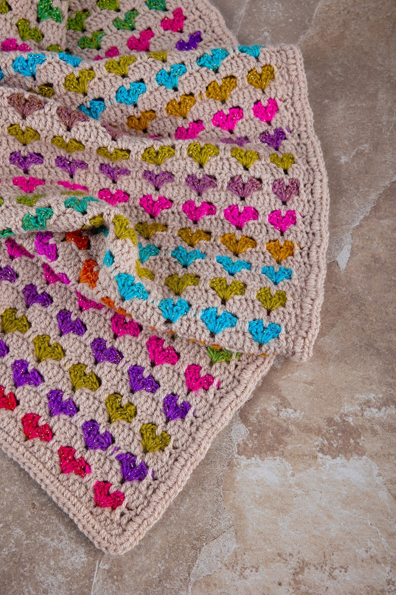 Heart Blanket - Crochet Pattern