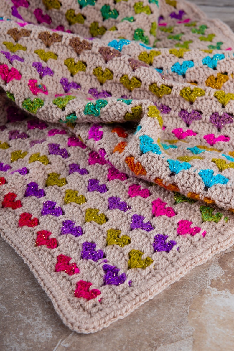 Heart Blanket - Crochet Pattern