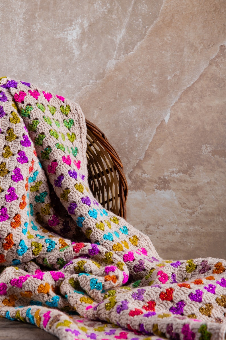 Heart Blanket - Crochet Pattern